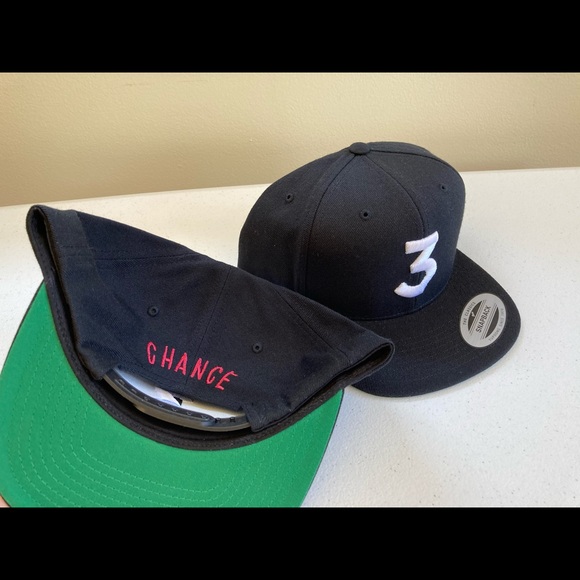 Chance The Rapper 3 Classics Snapback Green Rim - Picture 2 of 8